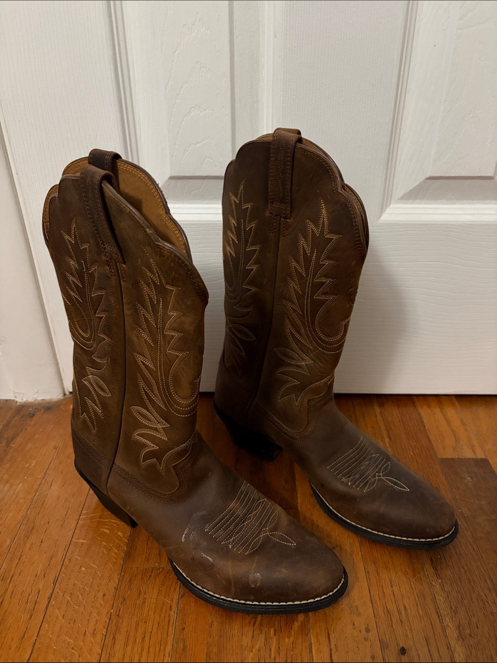 Ariat Brown Embroidered Leather Western Heeled Boots